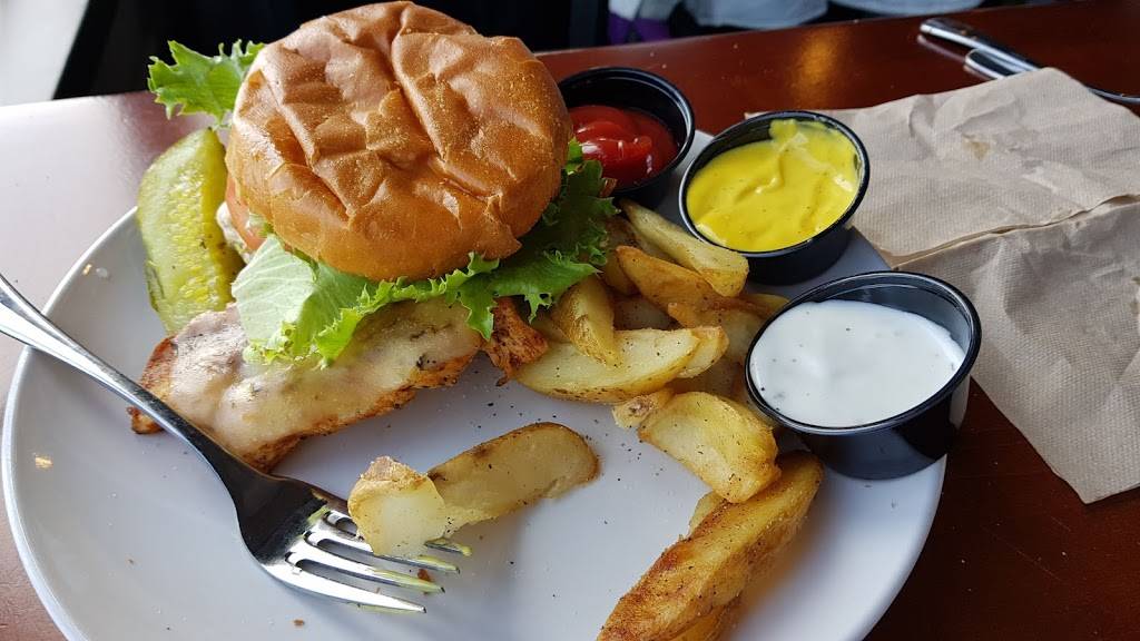 Killington Peak Lodge | restaurant | 4763 Killington Rd, Killington, VT 05751, USA | 8006216867 OR +1 800-621-6867