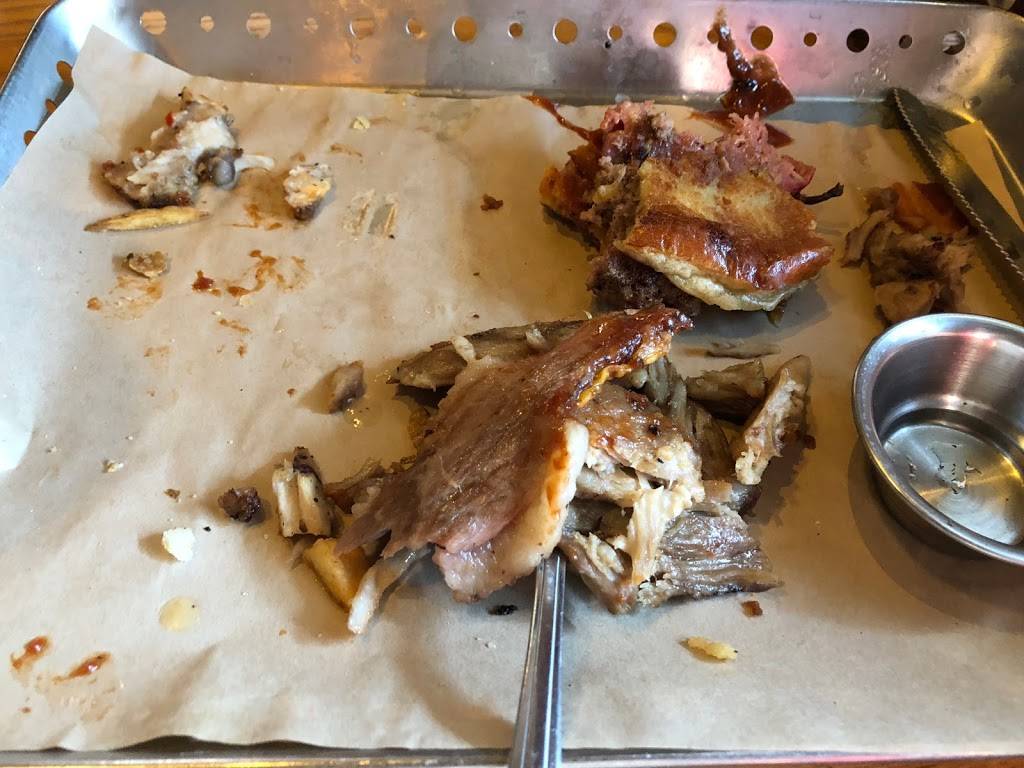 Chilis Grill & Bar | meal takeaway | 2101 Rockford St, Mt Airy, NC 27030, USA | 3367894199 OR +1 336-789-4199