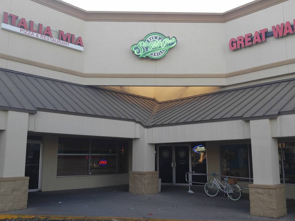 Slizzy McGees | restaurant | 6201 12th St N, St. Petersburg, FL 33702, USA | 7272893118 OR +1 727-289-3118