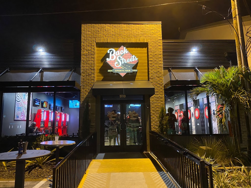Back Streets Sports Bar | restaurant | 915 SE 47th Terrace, Cape Coral, FL 33904, USA | 2396103157 OR +1 239-610-3157