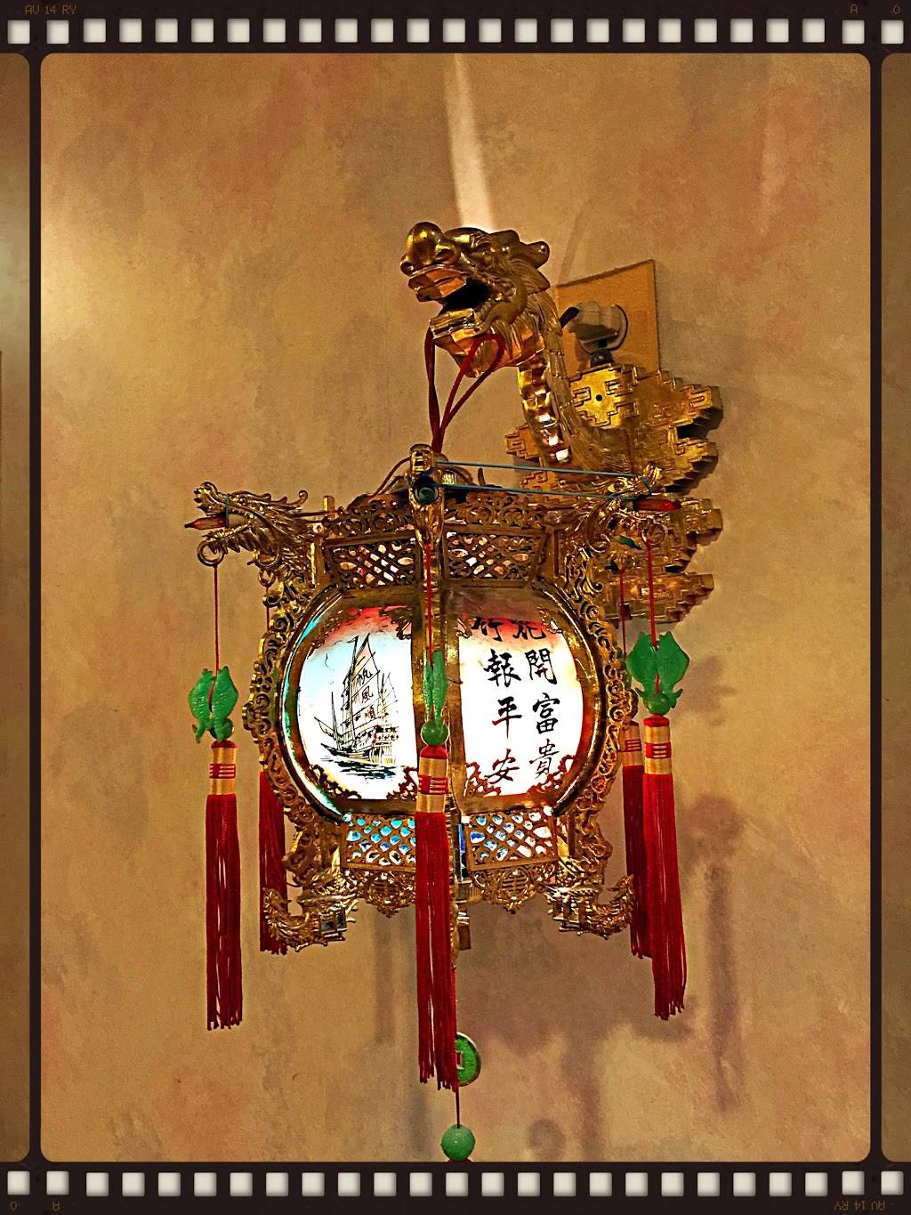 Jackie Chens Dragon Tower Restaurant | restaurant | 17452 Lorain Ave, Cleveland, OH 44111, USA | 2162516696 OR +1 216-251-6696