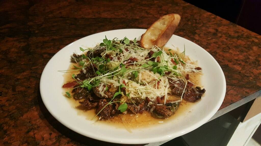 Dolces Restaurant & Wine Bar | restaurant | 15 W Quincy St, Westmont, IL 60559, USA | 6306630401 OR +1 630-663-0401