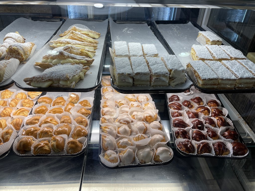 Via Veneto Bakery & Italian Deli | bakery | 10740 NW 58th St, Doral, FL 33178, USA | 3054061606 OR +1 305-406-1606