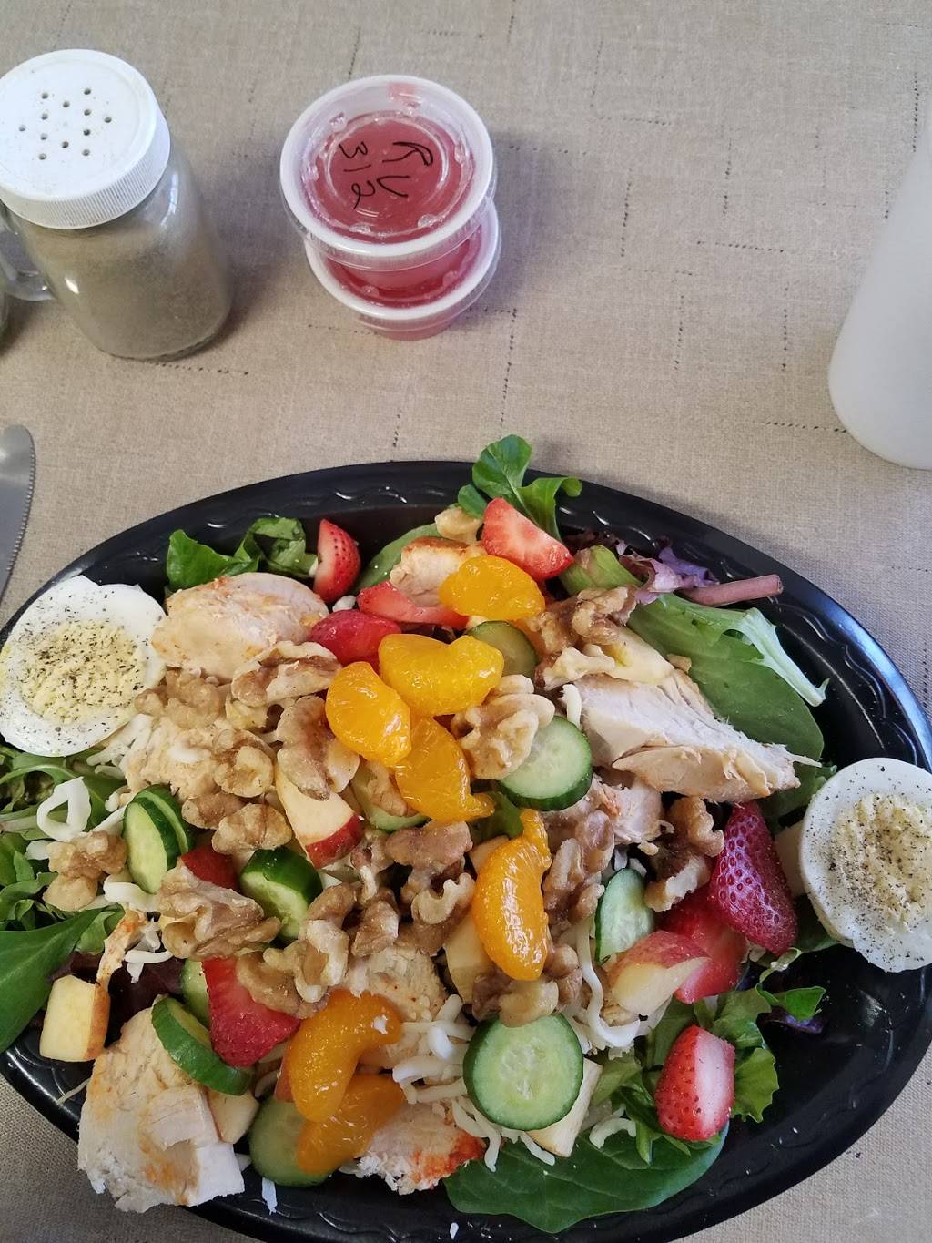 Holly Jos Creekside Grill | restaurant | 25174 Virgil H Goode Hwy, Boones Mill, VA 24065, USA | 5403341255 OR +1 540-334-1255