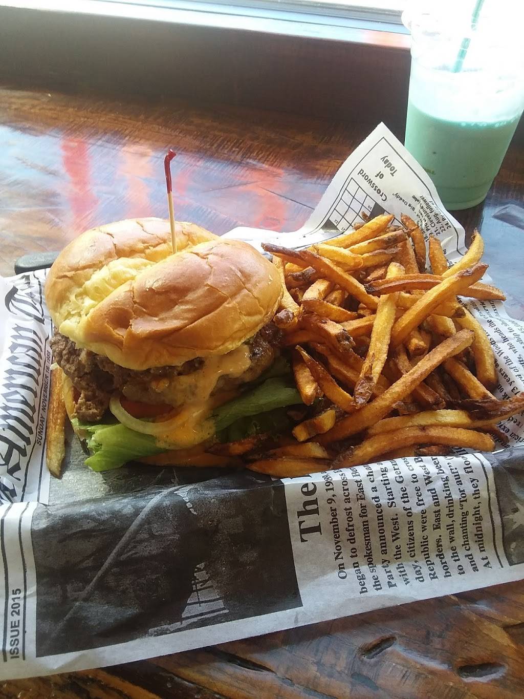 Local Press Eatery | restaurant | 502 S 8th St, Sheboygan, WI 53081, USA | 9202877338 OR +1 920-287-7338