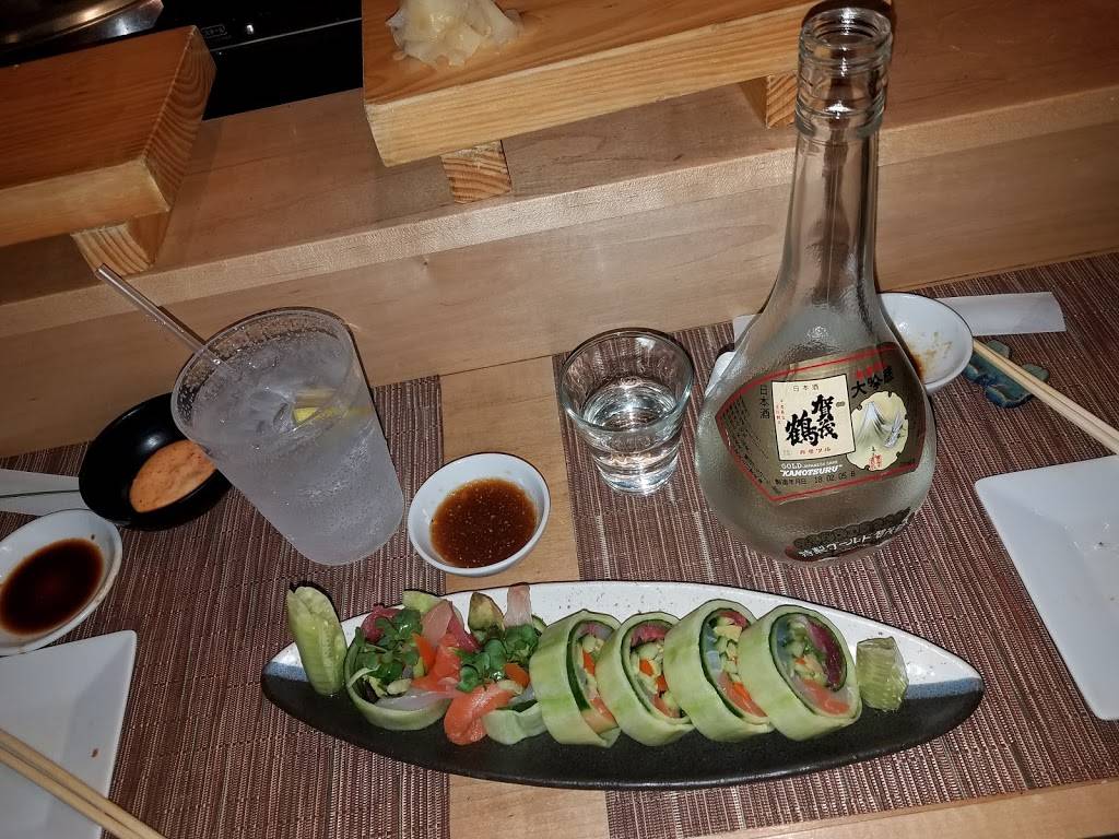 MoonCat Japanese Sushi Bistro | restaurant | 108 E Lime Ave, Monrovia, CA 91016, USA | 6262566500 OR +1 626-256-6500