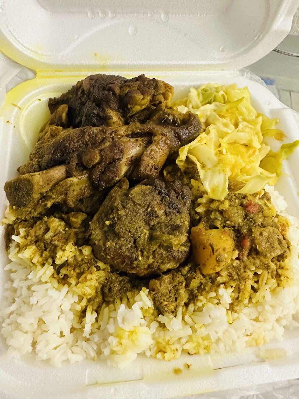 Bellgordons Caribbean Restaurant | restaurant | 11443 W Oakland Park Blvd, Sunrise, FL 33323, USA | 7542005104 OR +1 754-200-5104