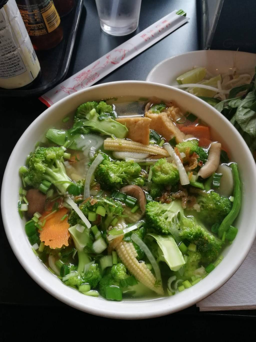 PHO One24 Brookfield | restaurant | 3705 N 124th St #400, Brookfield, WI 53005, USA | 2625831250 OR +1 262-583-1250