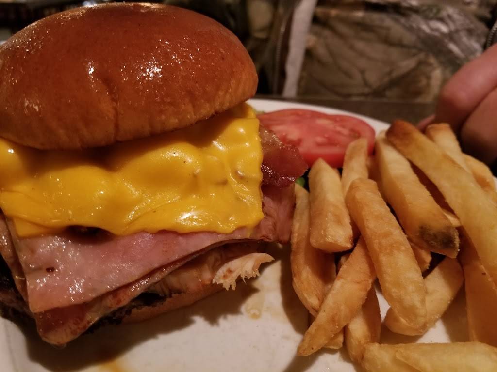 Hi-Way Restaurant Inc | restaurant | 210 W Norris Dr, Ottawa, IL 61350, USA | 8154319431 OR +1 815-431-9431