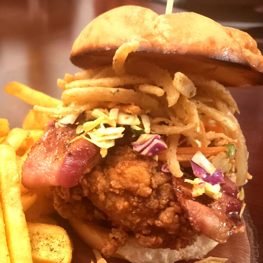 Chefs Munchies | restaurant | 155 Williams St, Jamaica Plain, MA 02130, USA | 6178882175 OR +1 617-888-2175