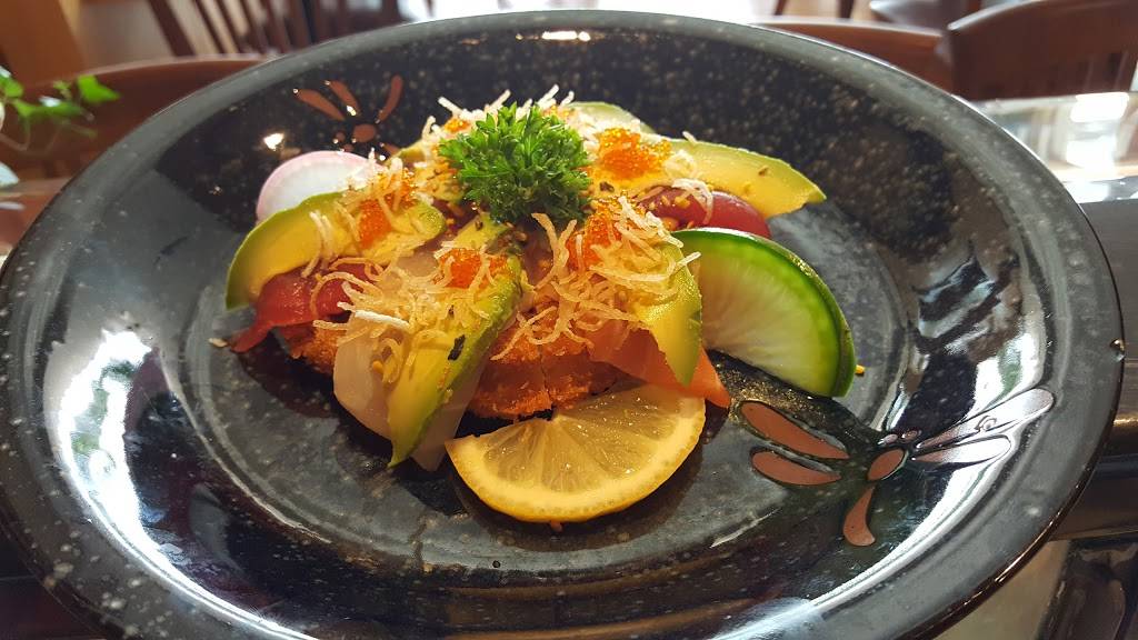 Niwa Japanese Restaurant | restaurant | 1011 Upper Middle Rd E, Oakville, ON L6H 4L2, Canada | 9053393803 OR +1 905-339-3803