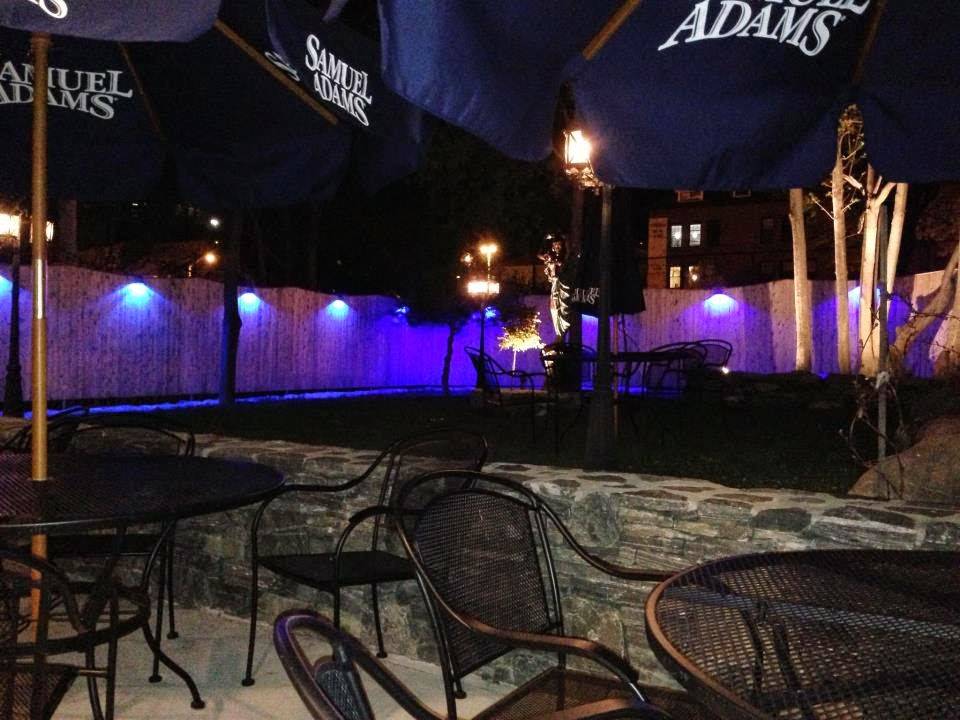 Padavanos Place | restaurant | 358 Shrewsbury St, Worcester, MA 01604, USA | 7748233022 OR +1 774-823-3022