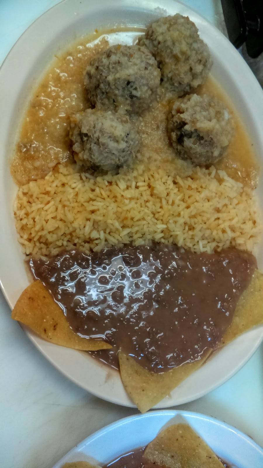 Tacos Garibaldi | restaurant | 3933, 10041 Laurel Canyon Blvd, Pacoima, CA 91331, USA | 8188997036 OR +1 818-899-7036