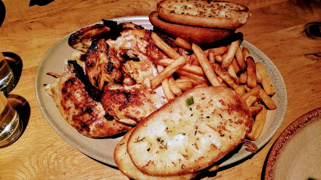Nandos Peri Peri | restaurant | 702 King St, Alexandria, VA 22314, USA | 5718589945 OR +1 571-858-9945