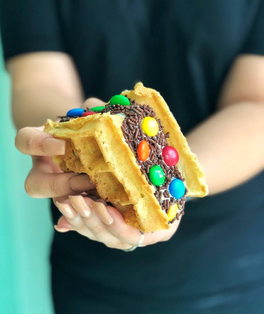 Gypsy Scoops | restaurant | 2905 Race St, Fort Worth, TX 76111, USA | 8173576730 OR +1 817-357-6730