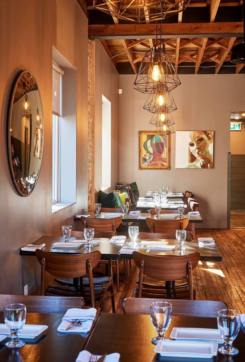 Fume RestoBar | restaurant | 150 Morrell St, Brantford, ON N3T 4K2, Canada | 5488803863 OR +1 548-880-3863