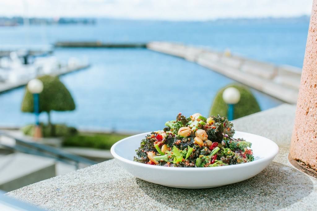 Carillon Kitchen | restaurant | 2240 Carillon Point, Kirkland, WA 98033, USA | 4257396363 OR +1 425-739-6363