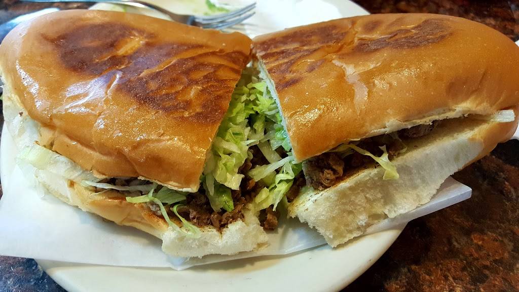 Jaliscos Mexican Grill | restaurant | 10905 North Fwy, Houston, TX 77037, USA | 2815911999 OR +1 281-591-1999