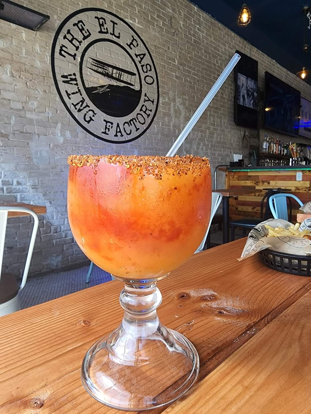 The El Paso Wing Factory Eastlake | restaurant | The El Paso Wing Factory, C1, 13649 Eastlake Blvd, El Paso, TX 79928, USA | 9153135698 OR +1 915-313-5698