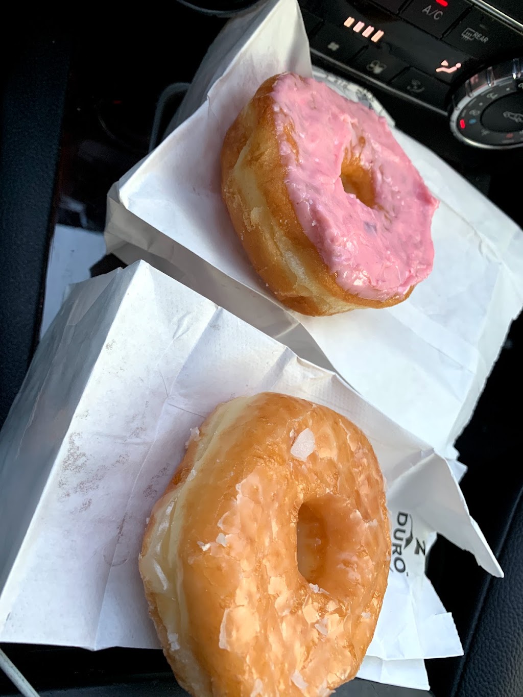 Crispy Donuts | bakery | 2915 Highland Rd, Baton Rouge, LA 70802, USA | 2253793334 OR +1 225-379-3334