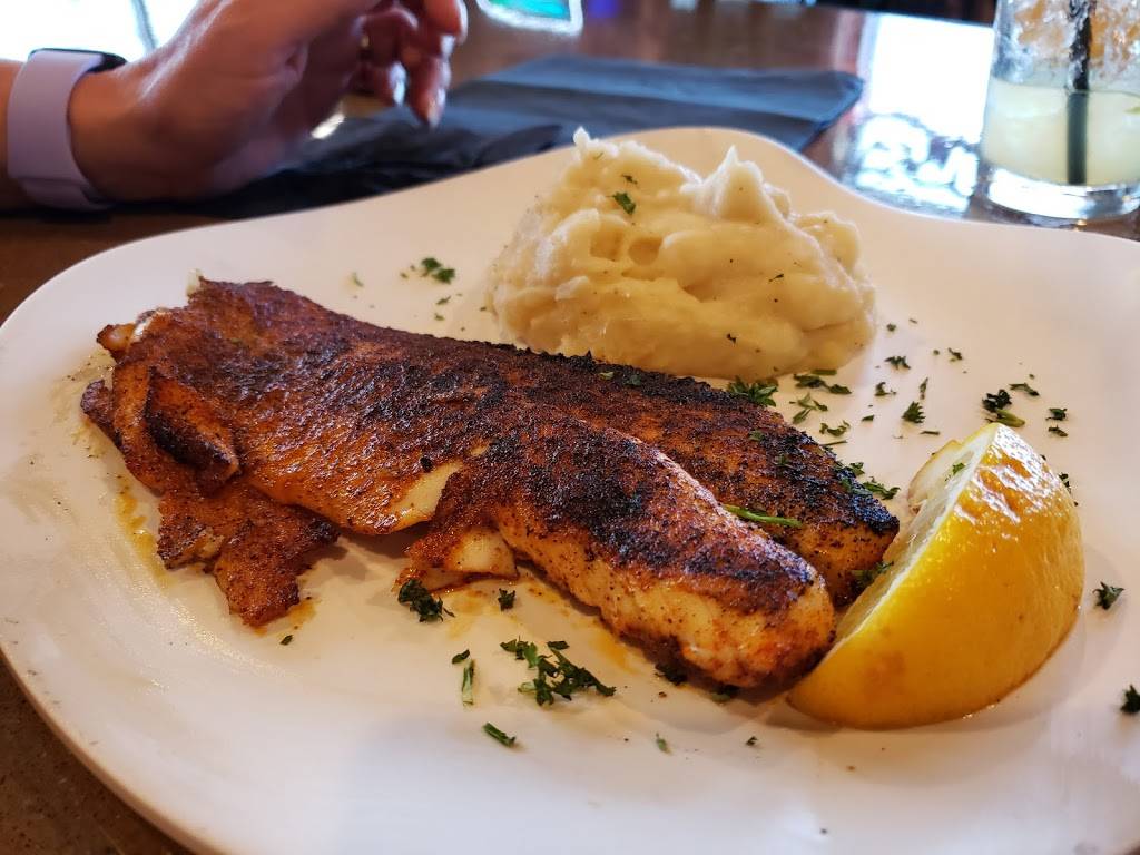 Prime Time Pub and Grill | restaurant | 8177 Bell Oaks Dr, Newburgh, IN 47630, USA | 8124900655 OR +1 812-490-0655