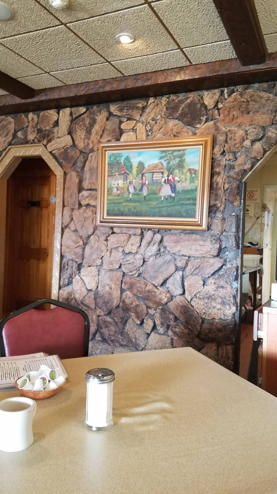 Polish Villa | restaurant | 2954 Union Rd, Buffalo, NY 14227, USA | 7166839460 OR +1 716-683-9460