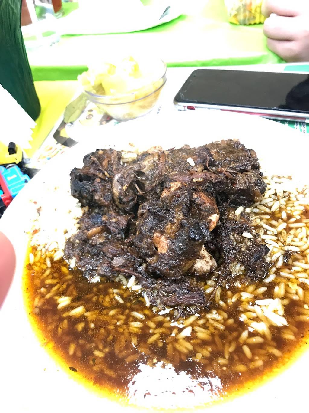 Bernies Jerk Kitchen & Waffles | restaurant | 2777 Black Rd, Joliet, IL 60435, USA | 8156304153 OR +1 815-630-4153