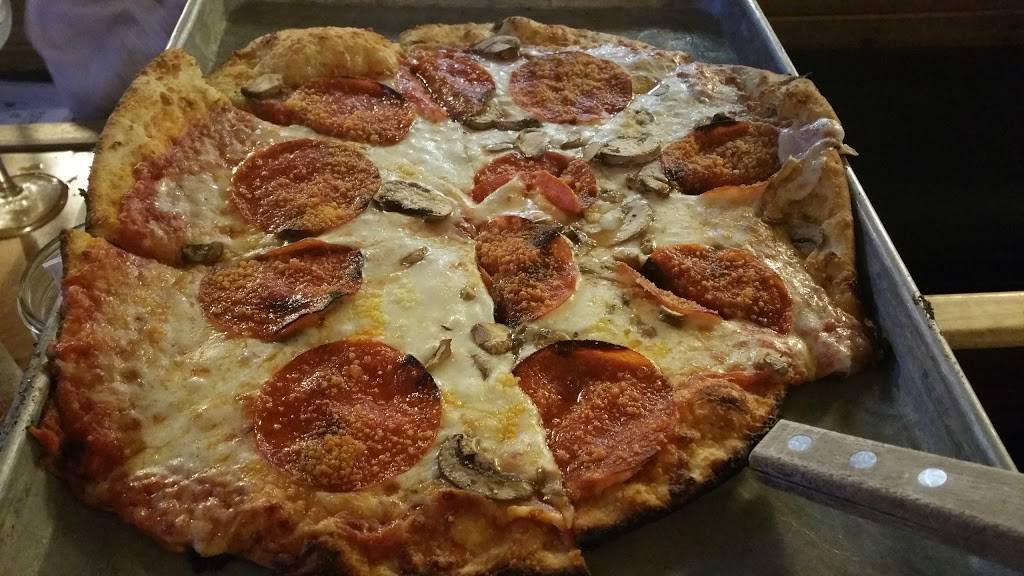 Thr3e Wise Men Brewing Co. | restaurant | 2034, 1021 Broad Ripple Ave, Indianapolis, IN 46220, USA | 3172555151 OR +1 317-255-5151