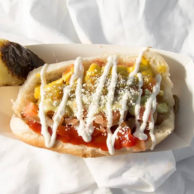 Blazing Desert Dogs | restaurant | 1441 E Broadway Rd, Mesa, AZ 85204, USA | 6238105452 OR +1 623-810-5452