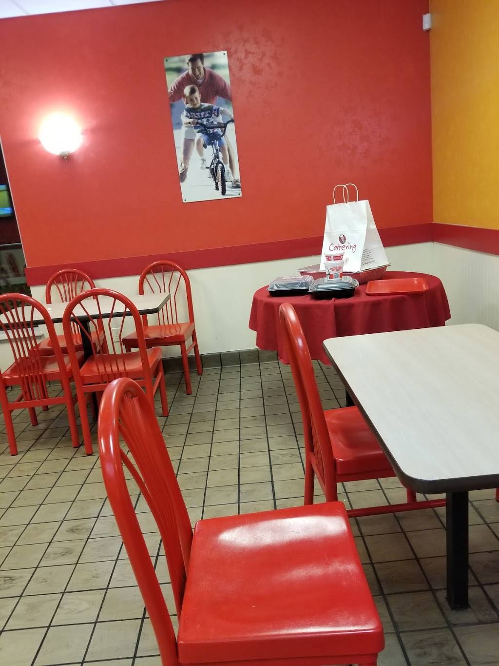 KFC | restaurant | 12910-B, Foothill Blvd, Sylmar, CA 91342, USA | 8188376490 OR +1 818-837-6490