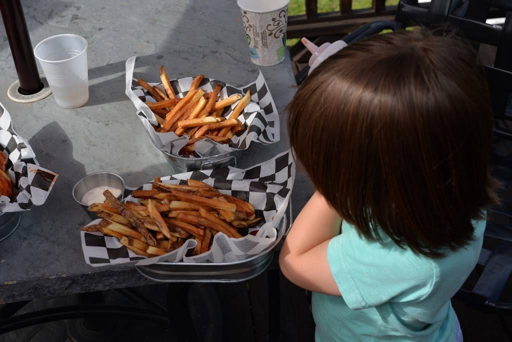 The Badgers Hideaway | night club | 306 Main St, Arrow Rock, MO 65320, USA | 6608373131 OR +1 660-837-3131