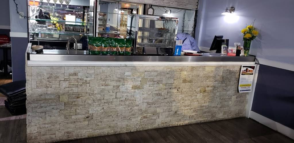 T&T Nigerian Dishes and Snacks | restaurant | 8-83 Kennedy Rd S, Brampton, ON L6W 3P3, Canada | 6477749628 OR +1 647-774-9628