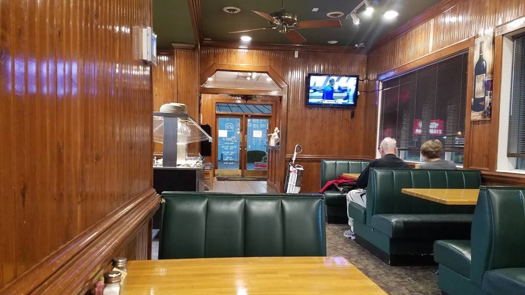 Zenos Italian Restaurant | restaurant | 1925 N Roberts Ave, Lumberton, NC 28358, USA | 9107350352 OR +1 910-735-0352