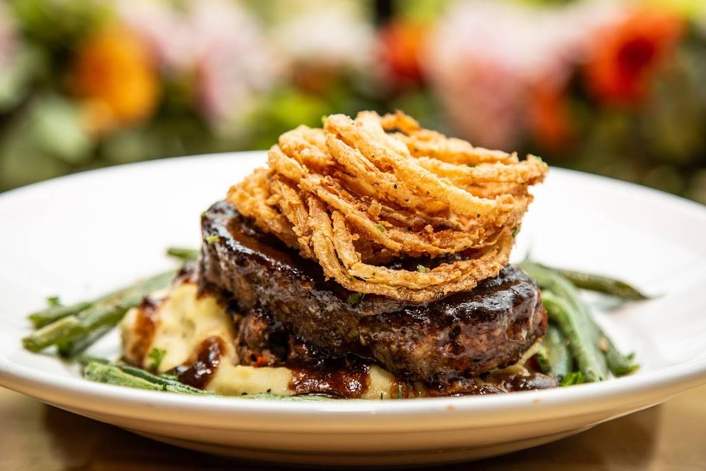 Houlihans | restaurant | 275 S Airport Blvd, South San Francisco, CA 94080, USA | 6505882265 OR +1 650-588-2265