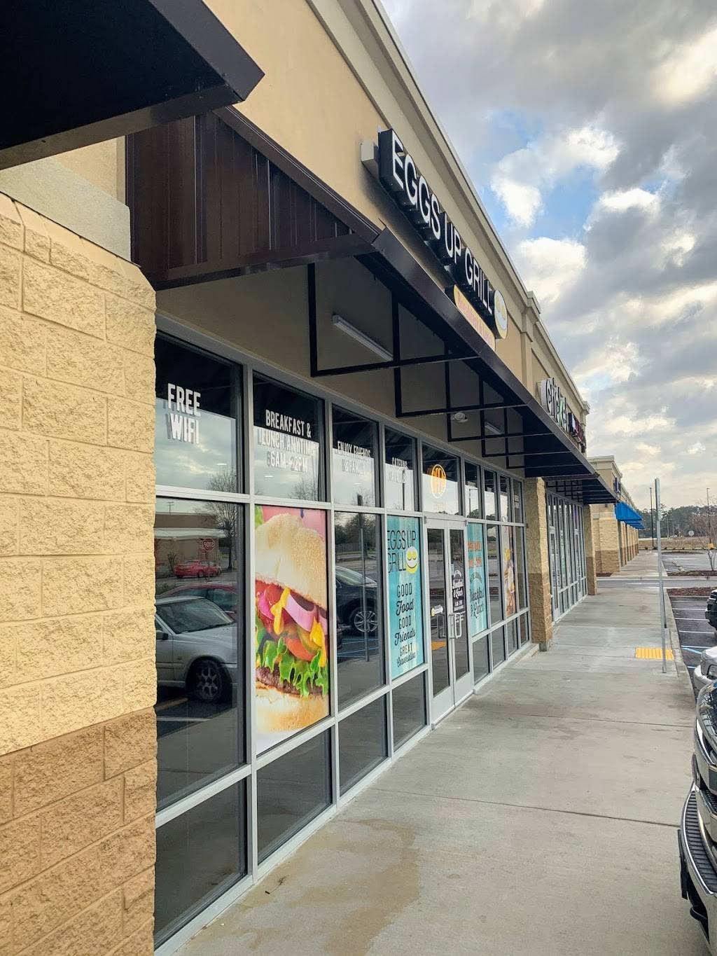 Eggs Up Grill | restaurant | 250 N Beltline Dr, Florence, SC 29501, USA | 8434800816 OR +1 843-480-0816