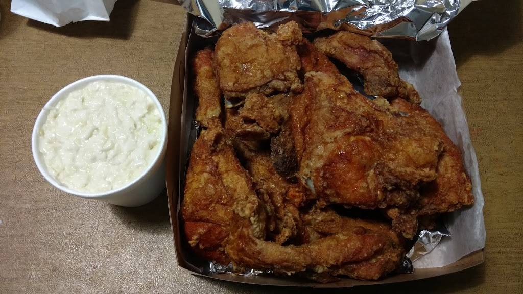 Chicken Inn | restaurant | 7536 N Milwaukee Ave, Chicago, IL 60631, USA | 7737633962 OR +1 773-763-3962