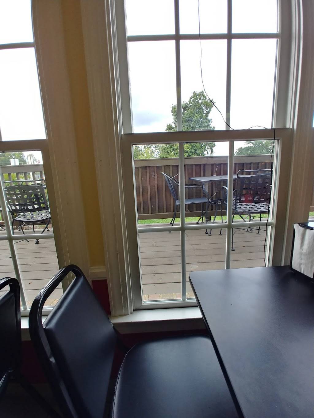 Chicken Bucket | restaurant | 547 Highland St, Mt Holly, NC 28052, USA | 9802778762 OR +1 980-277-8762