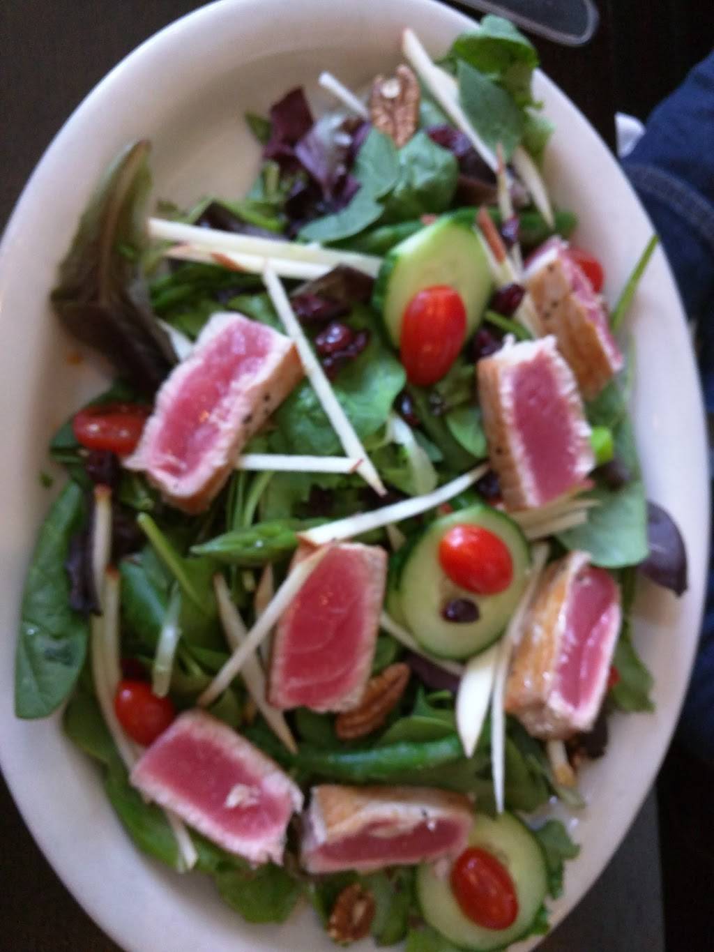 Black Cat Grille | restaurant | 58 Redding Rd, Redding, CT 06896, USA | 2035871276 OR +1 203-587-1276