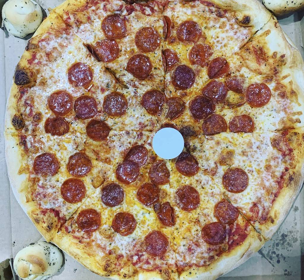 Gittos Pizza | restaurant | 120 S Orange Ave, Orlando, FL 32801, USA | 4072038889 OR +1 407-203-8889