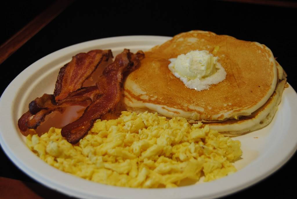 The Nugget Grill & Pub | restaurant | 6049 E 7th St, Long Beach, CA 90840, USA | 5629854133 OR +1 562-985-4133