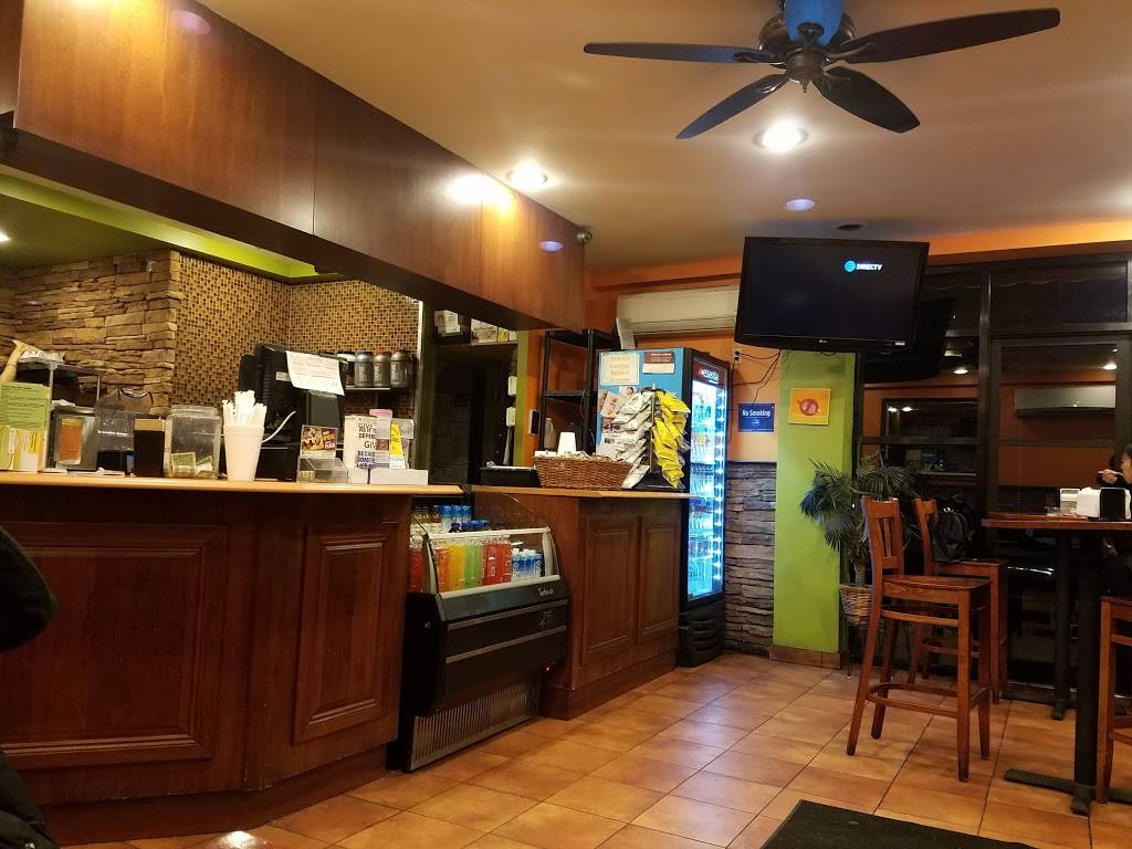 MMM Thats A Wrap | meal takeaway | 45-52 Bell Blvd, Bayside, NY 11361, USA | 7184289727 OR +1 718-428-9727