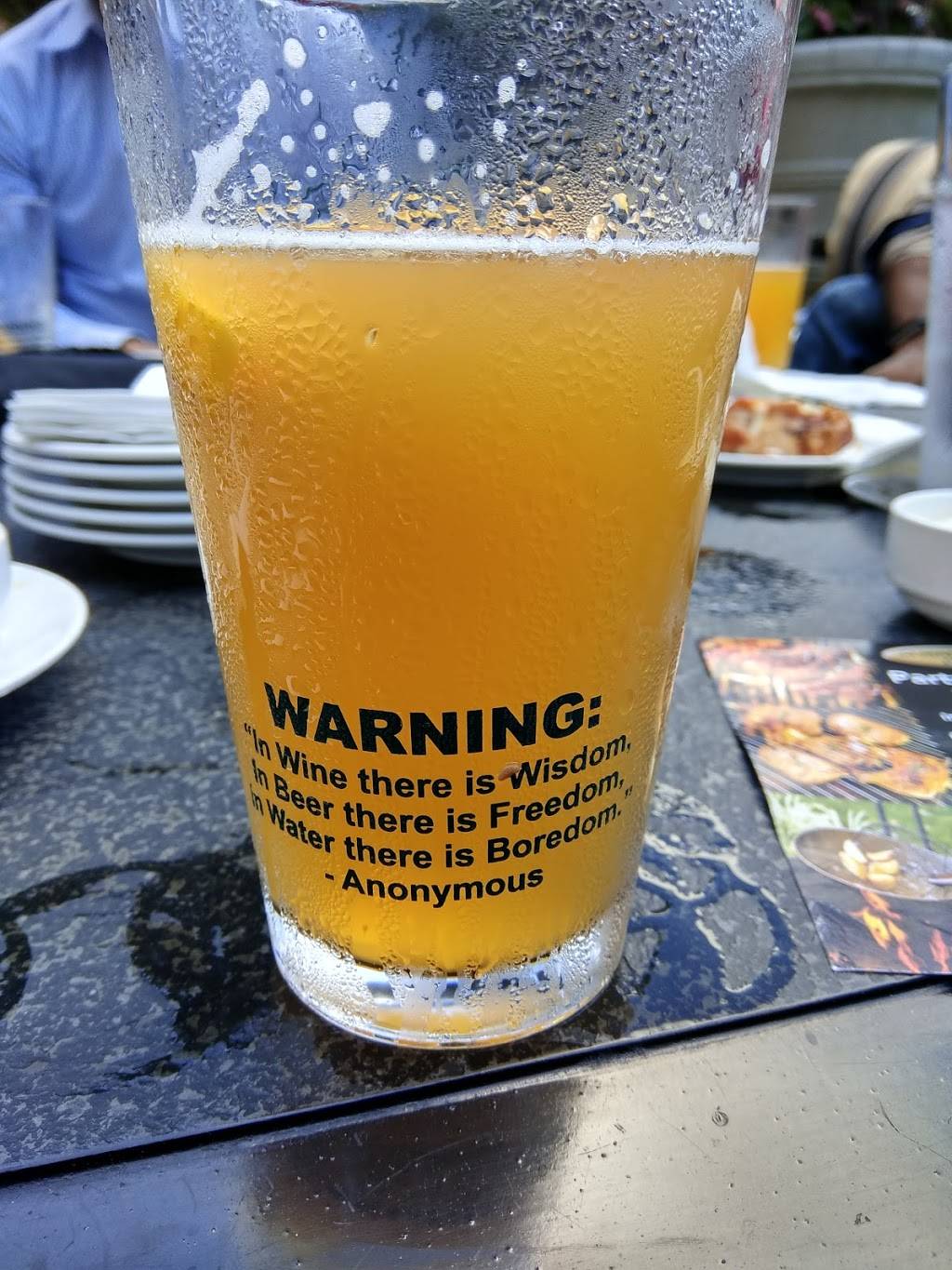 Tysons Social Tavern | restaurant | 1960 Chain Bridge Rd, McLean, VA 22102, USA | 7038932100 OR +1 703-893-2100