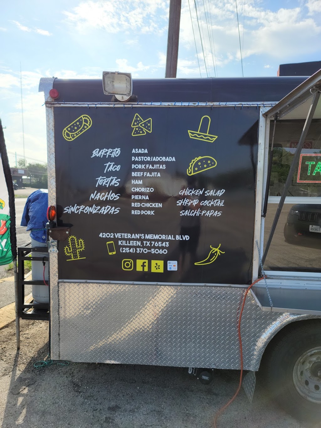 Tatazo Mexican Food Truck | restaurant | 4202 E Veterans Memorial Blvd, Killeen, TX 76543, USA | 2543705060 OR +1 254-370-5060