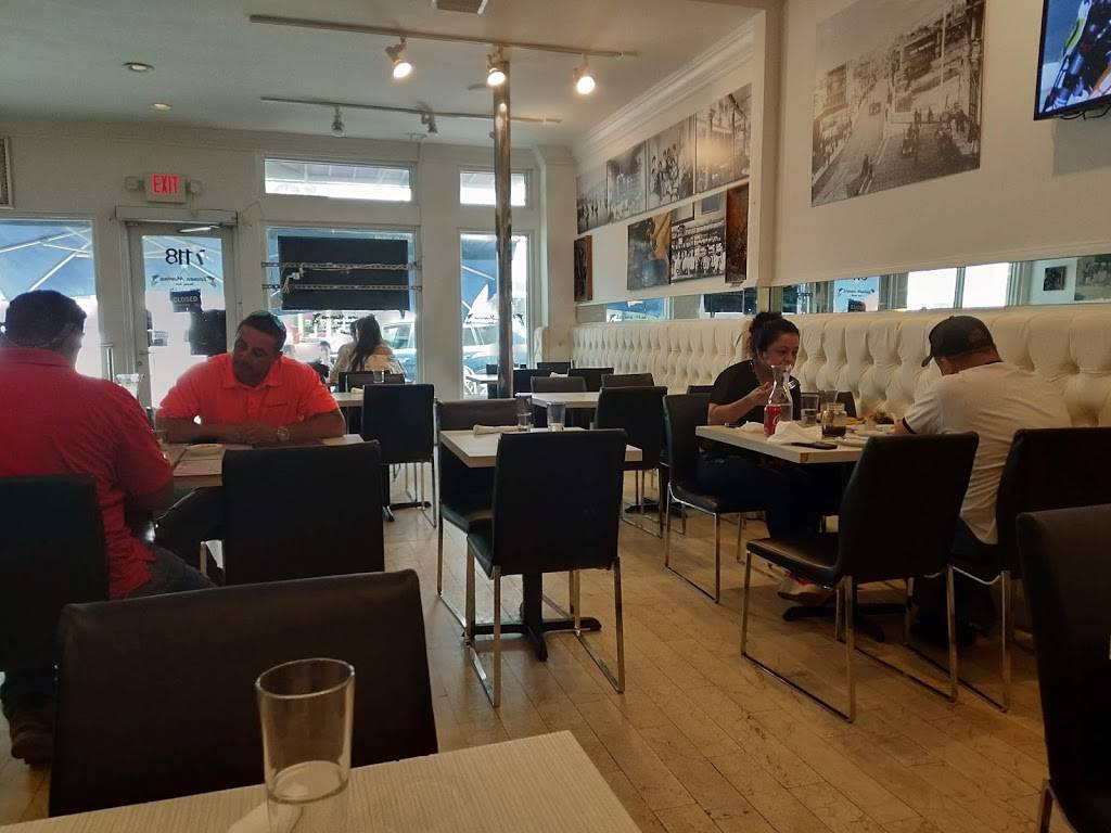 Locura Marina | restaurant | 7118 Collins Ave, Miami Beach, FL 33141, USA | 3053978555 OR +1 305-397-8555