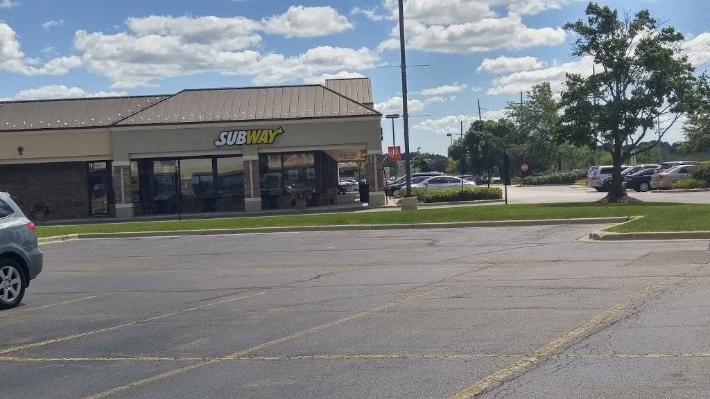 Subway Restaurants | restaurant | 109 Danada Square East, Wheaton, IL 60189, USA | 6304627827 OR +1 630-462-7827