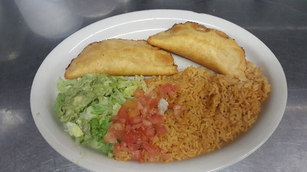 La Fiesta Bar & Grill tex-mex | restaurant | 1410 N Jackson St, Tullahoma, TN 37388, USA | 9312224289 OR +1 931-222-4289