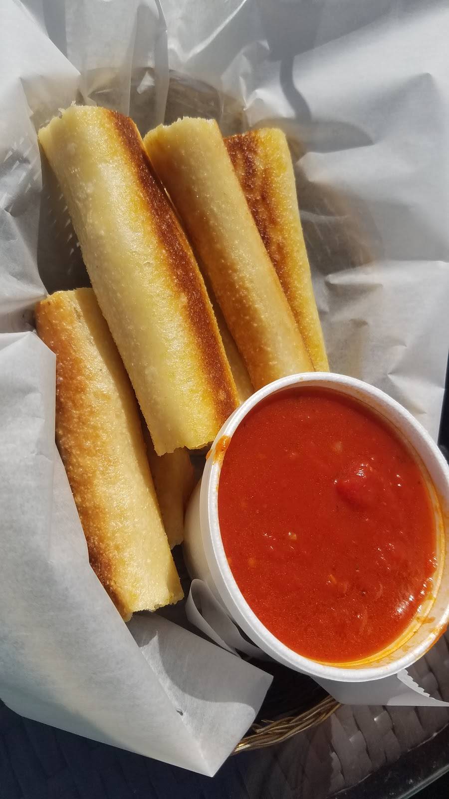 The Fenton House Restaurant | restaurant | 413 S Leroy St, Fenton, MI 48430, USA | 8106290661 OR +1 810-629-0661