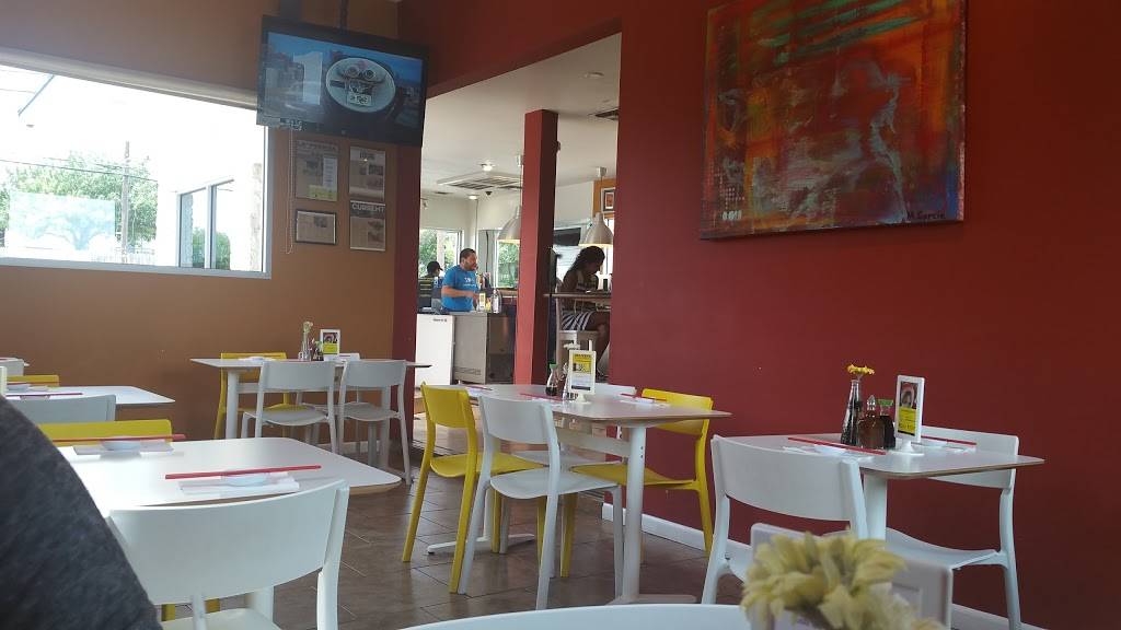 yellowfish sushi | restaurant | 9102 Wurzbach Rd, San Antonio, TX 78240, USA | 2106143474 OR +1 210-614-3474