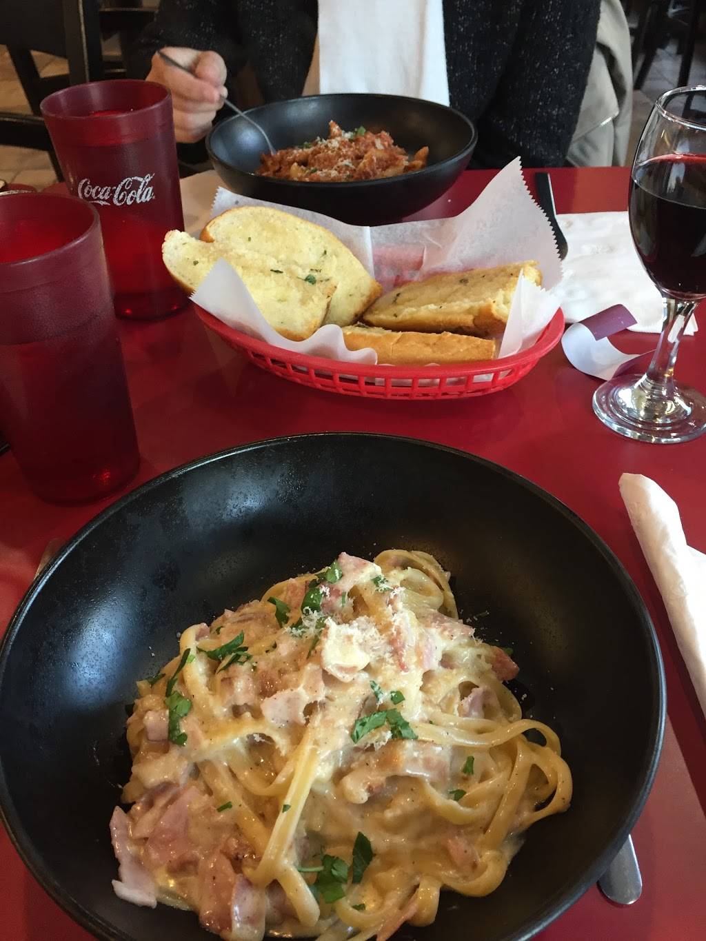 Piccolo Trattoria Italian Restaurant | restaurant | 455 Main St, New York, NY 10044, USA | 2127532300 OR +1 212-753-2300