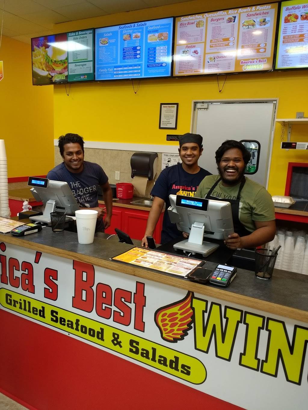 America’s Best Wings | restaurant | 4119 N 56th St, Milwaukee, WI 53216, USA | 4148978073 OR +1 414-897-8073